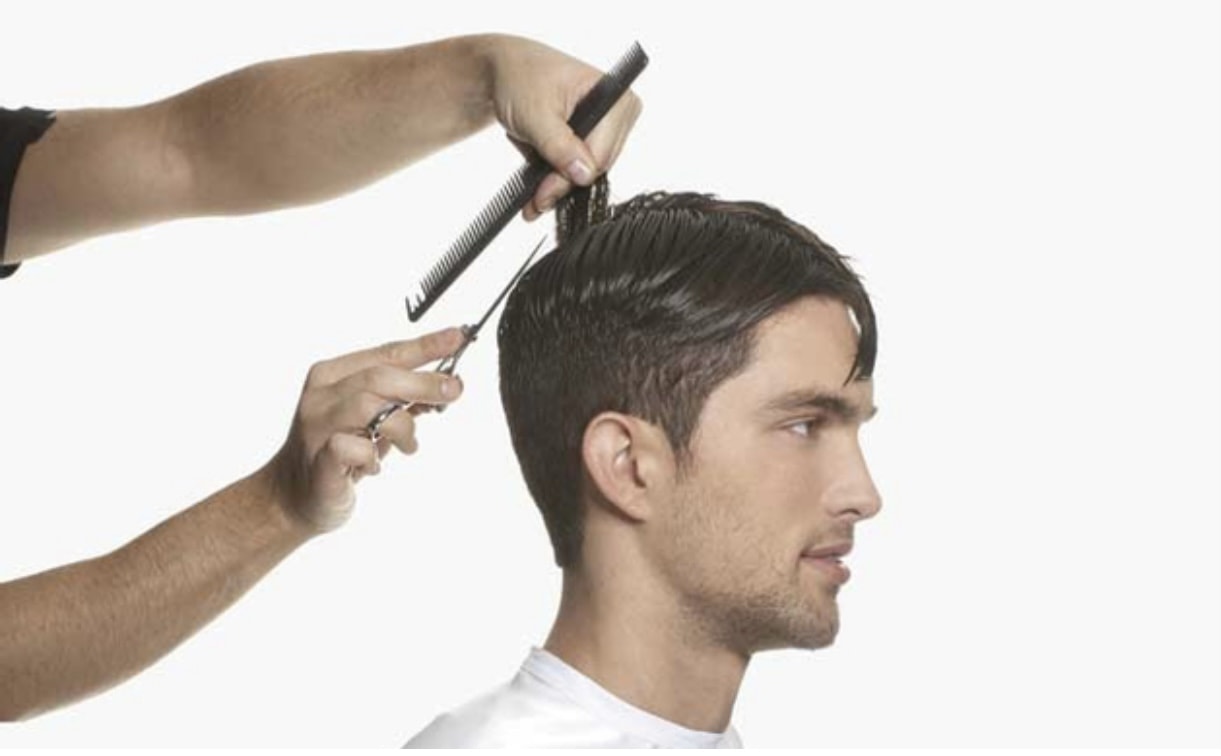 Nằm mơ thấy bị cắt tóc có sao không? Chuyên gia giải đáp thắc mắc cho bạn.